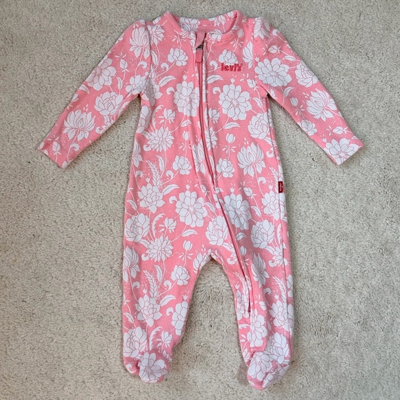 Levi's Other - Levi's Pink and White Floral Kids Footie